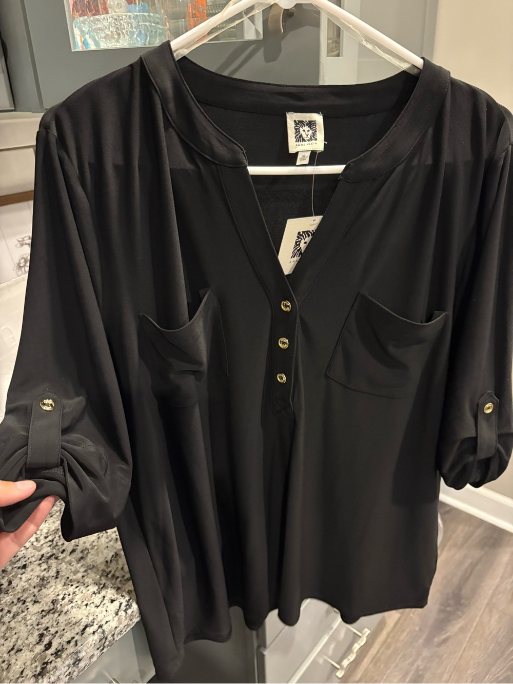 NWT Women's Black Button-Front Pocket Blouse